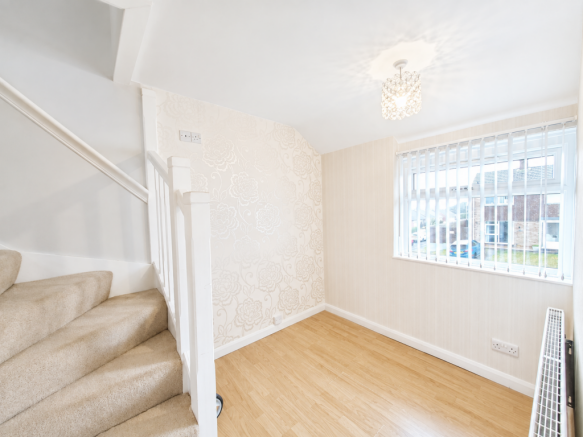 3 bed Semi-Detached for sale Image 9