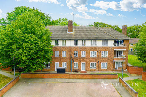 Corran Way, South Ockendon, RM15