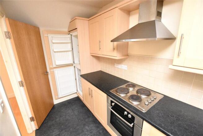2 bed Apartment for sale Image 6