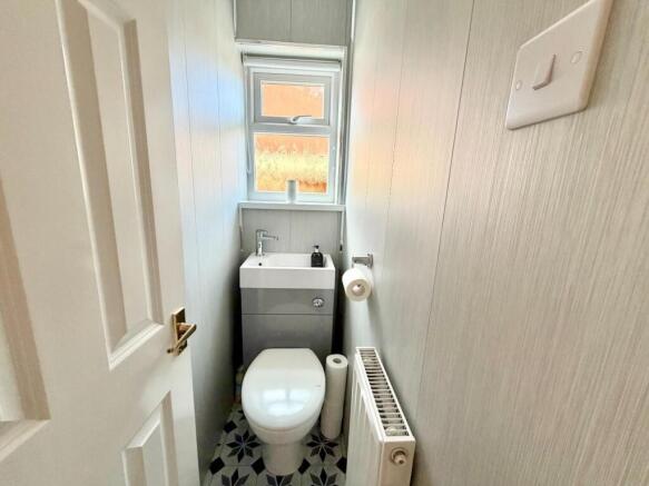 2 bed Semi-Detached Bungalow for sale Image 12