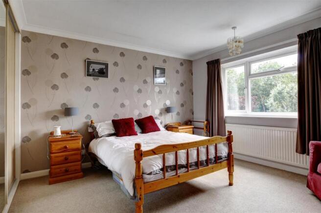 Bedroom 2: