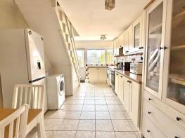 7, Clyde Cottages, Wroughton, Swindon SN4 9AE