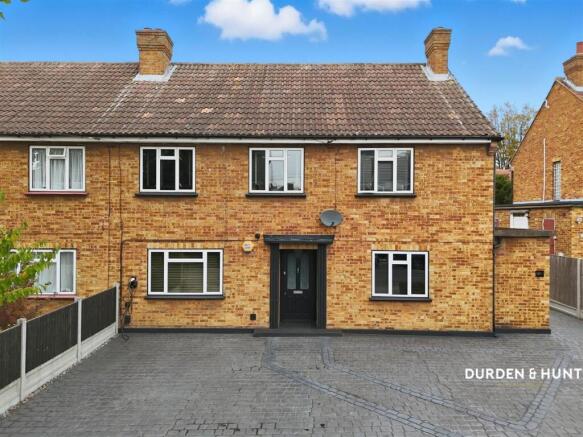 3-bed flat on Claremont Road, Hornchurch, RM11, £375,000