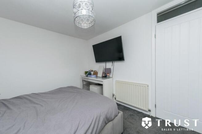 2 bed Terraced for sale Image 12