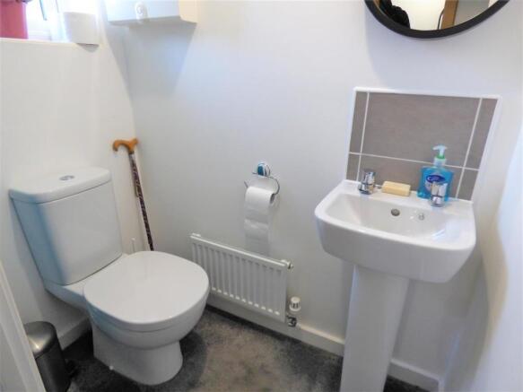 guest WC.JPG