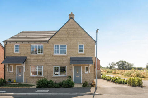 Brook Close, Lyneham, SN15