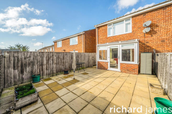 Dryden Place, Royal Wootton Bassett, SN4 photo 2