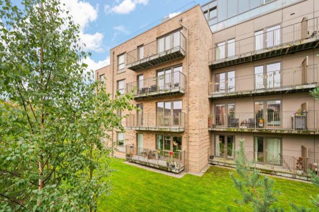 2-bed flat on 16/8 Hughes Close, Canonmills, Edinburgh, EH7, £345,000
