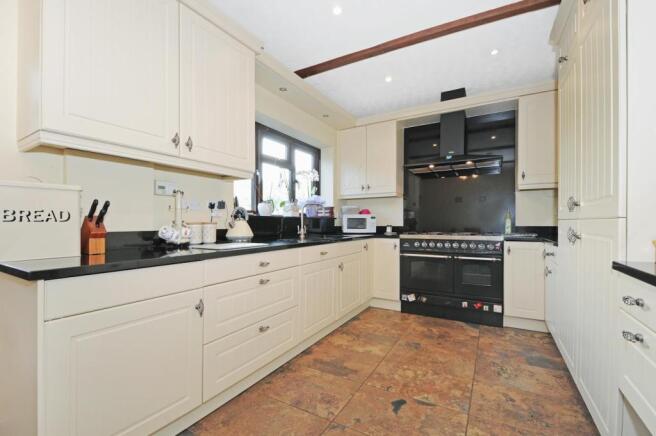 4 Milk Hall Barns - 