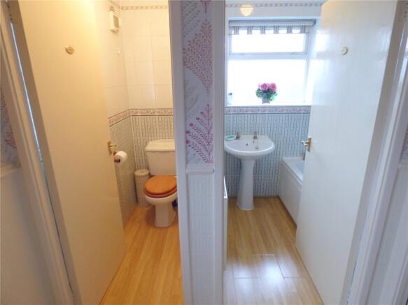 Bathroom/Wc