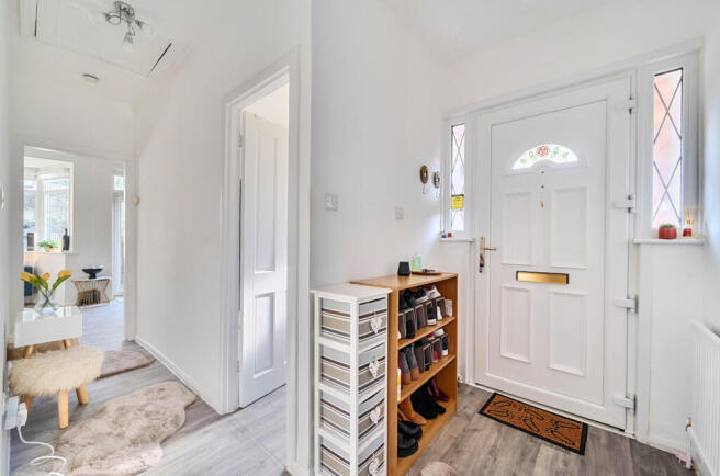 1421275-5-69a6c20...