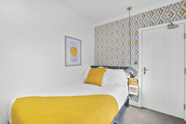 Room 5 - Ensuite