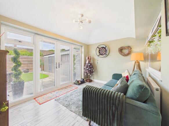 3 bed Semi-Detached Bungalow for sale Image 11