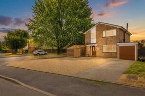 30, Greenfields, Huntingdon PE28 3QH