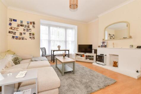 Carisbrooke Road, Newport, Isle of Wight