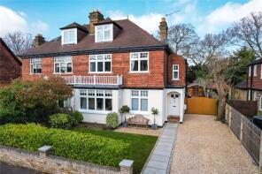 20, Burwood Park Road, Hersham, Walton-on-thames KT12 5LJ