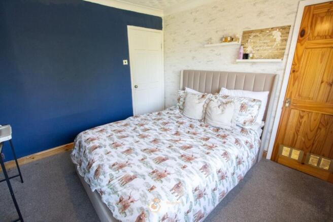 3 bed Terraced for sale Image 8
