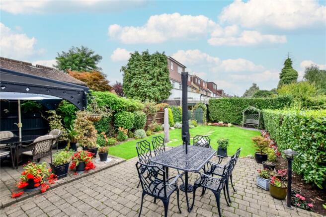 Garden/Patio Area