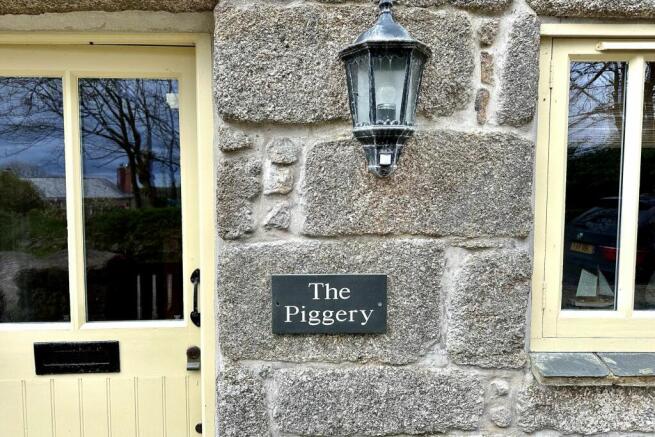 ACCOMMODATION IN DETAIL