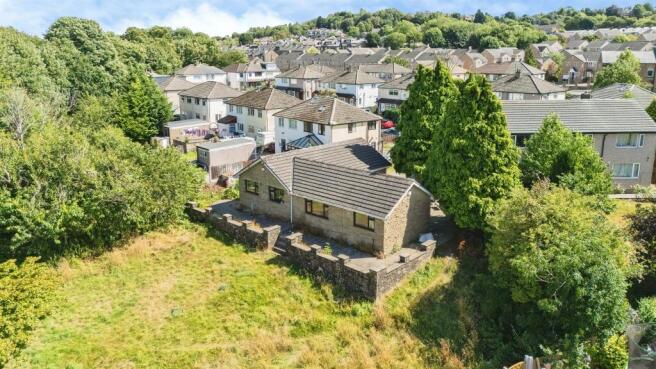 4 bed Detached Bungalow for sale Image 8