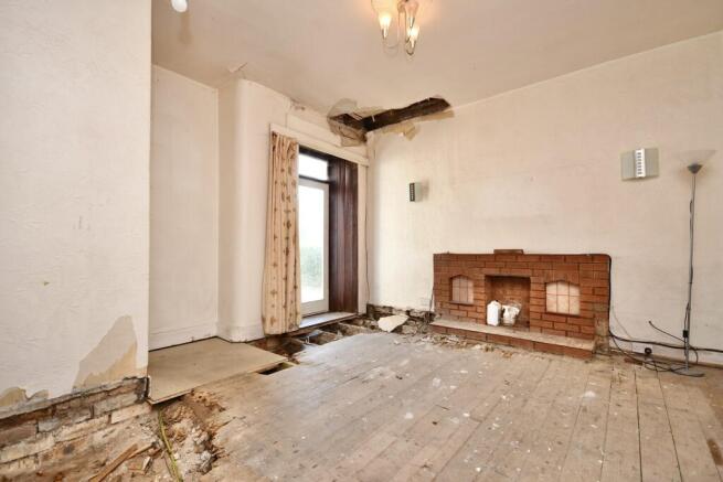 14 Kirkoswald Road, Maybole, KA19 7DX photo 4