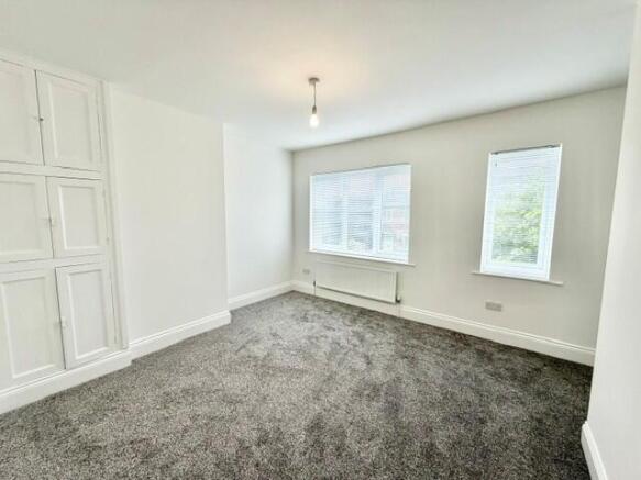 2 bed Terraced for sale Image 7