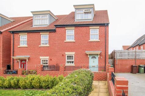 Larkspur Drive, Featherstone, Pontefract