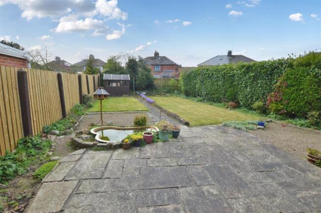 3 bed Semi-Detached for sale Image 11