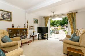 Sundown, Moneyrow Green, Holyport, Maidenhead SL6 2NA