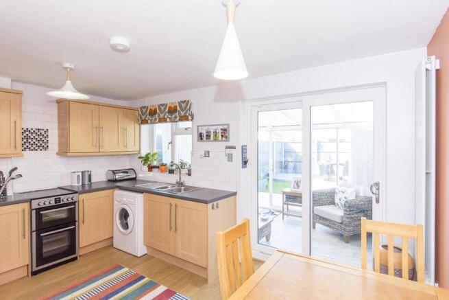 Dining kitchen