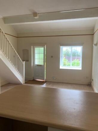 31 Michaelwood Close 3.jpg
