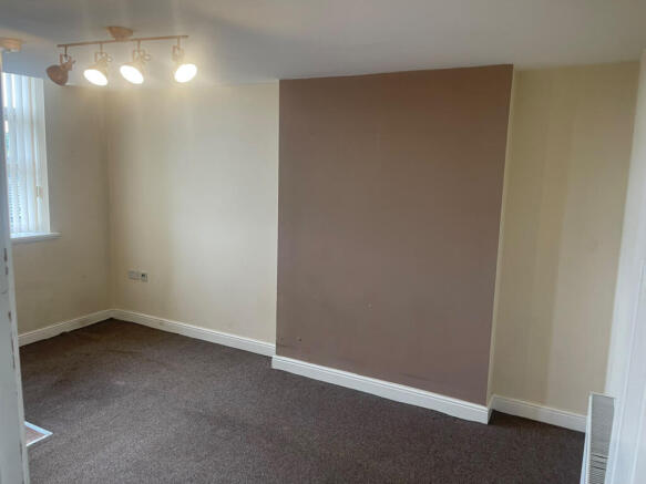 1 bed Apartment to rent Image 4