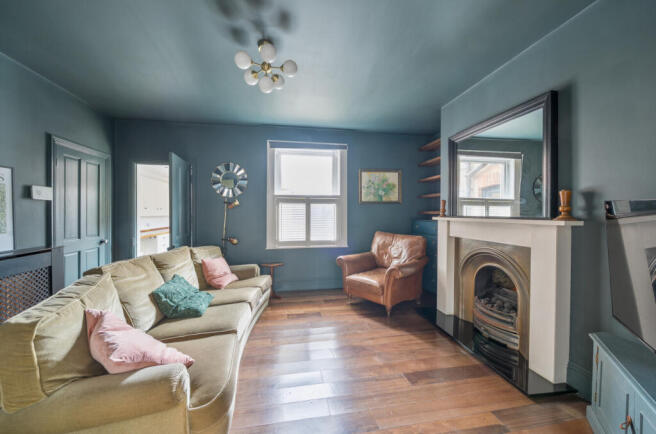 1435130-2-69c295c...