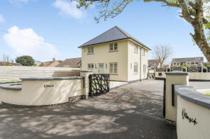 Willowside, Honiton Road, Trull, Taunton TA3 7ES