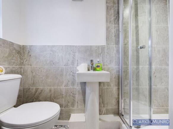 4 bed Terraced for sale Image 7