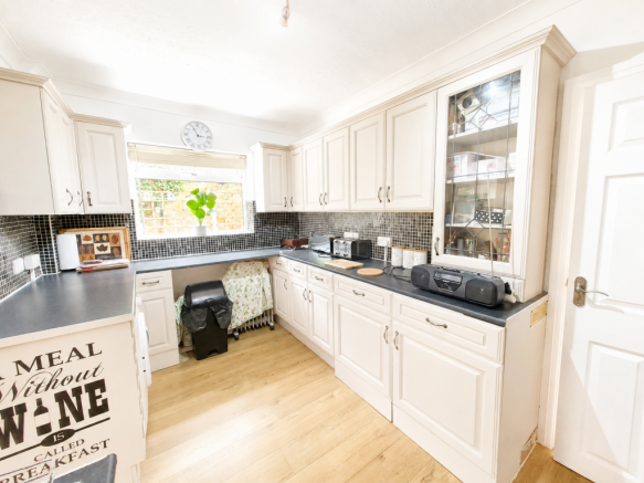 3 bed Link Detached House for sale Image 7