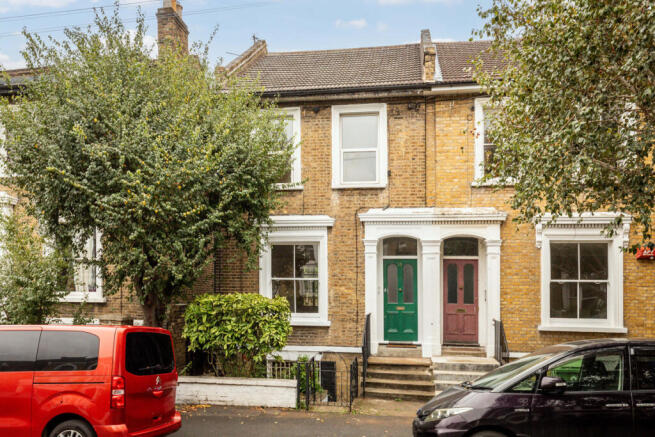 Bushey Hill Road, London, SE5 8 photo 2
