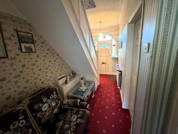 RomanRoad88Hallway.jpeg