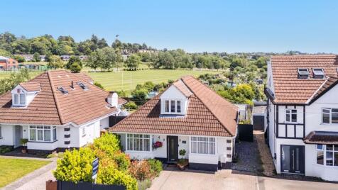 Bay Tree, Timberdine Avenue, Battenhall, Worcester, WR5