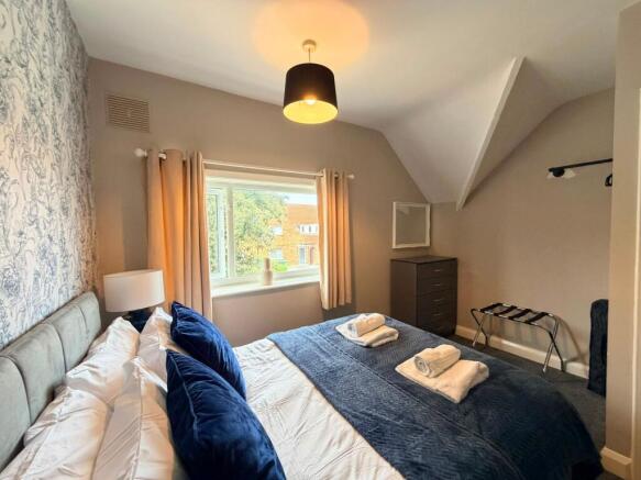 3 bed Semi-Detached for sale Image 10