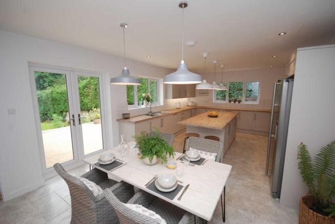 Kitchen/Breakfast Room