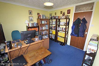 Photo 33