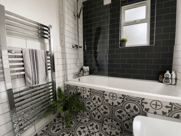 2 bed Terraced for sale Image 9