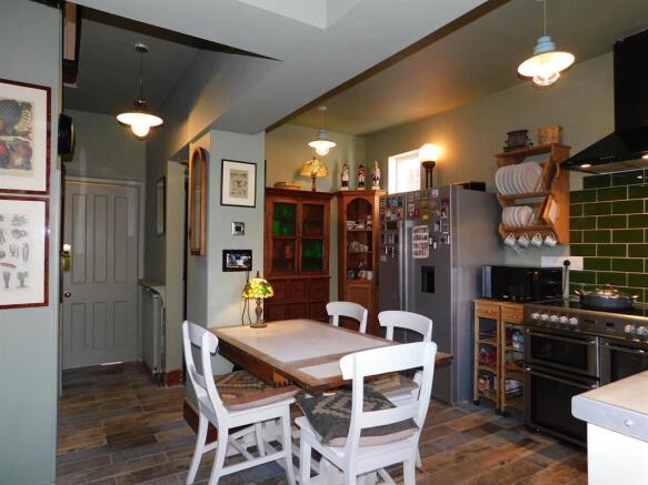 dining kitchen 1