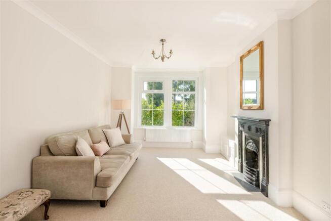 sitting room.JPG