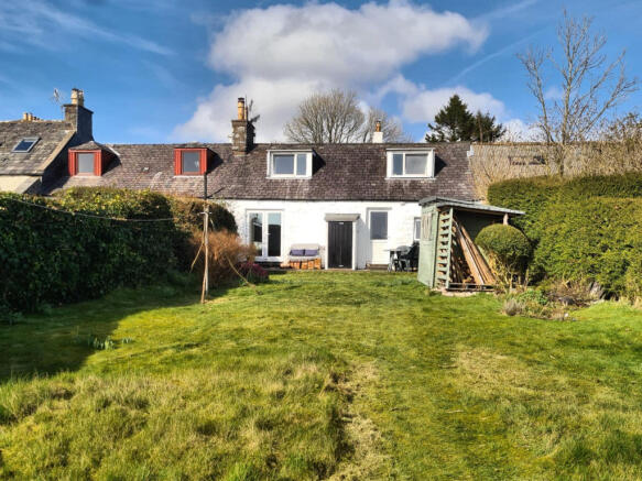 Urrview, 13 Victoria Street, Kirkpatrick Durham - 