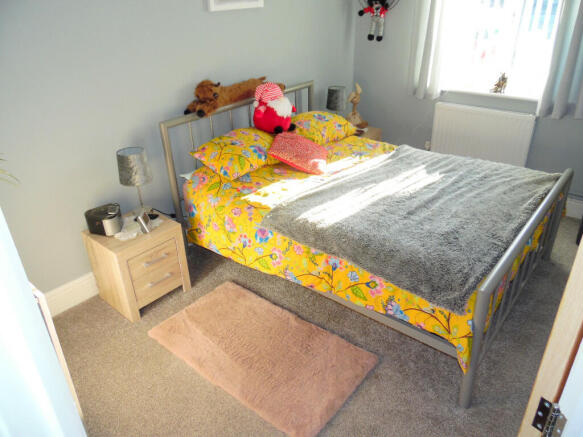 BEDROOM 4