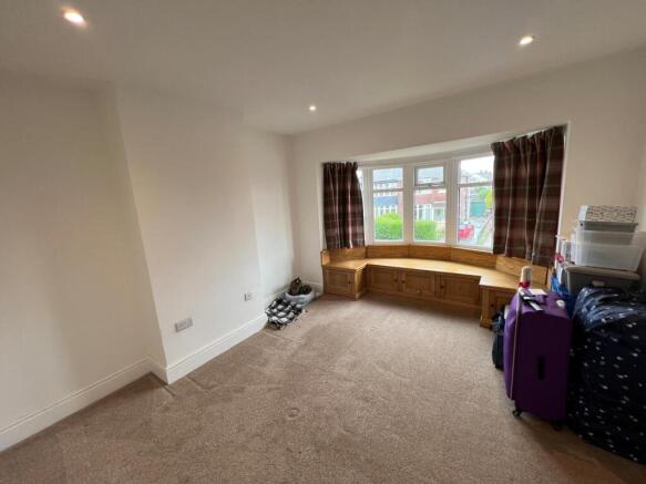 3 bed Semi-Detached for sale Image 8