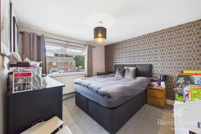 3 bed Semi-Detached for sale Image 5