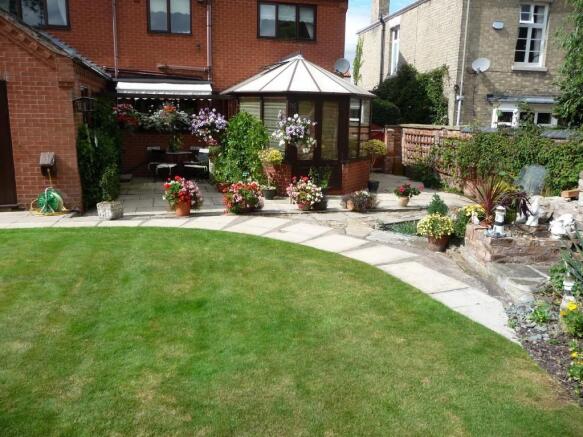 Photo 11